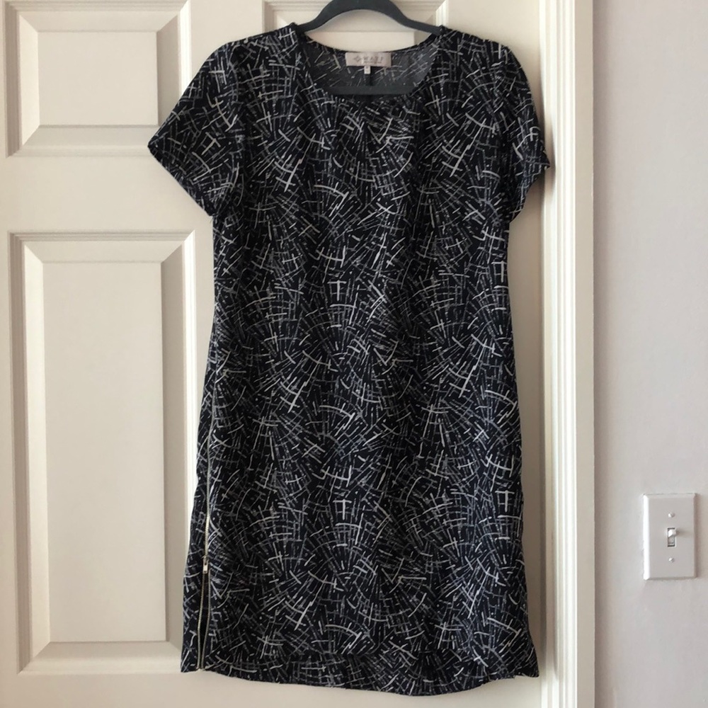 Wayf Shift Dress